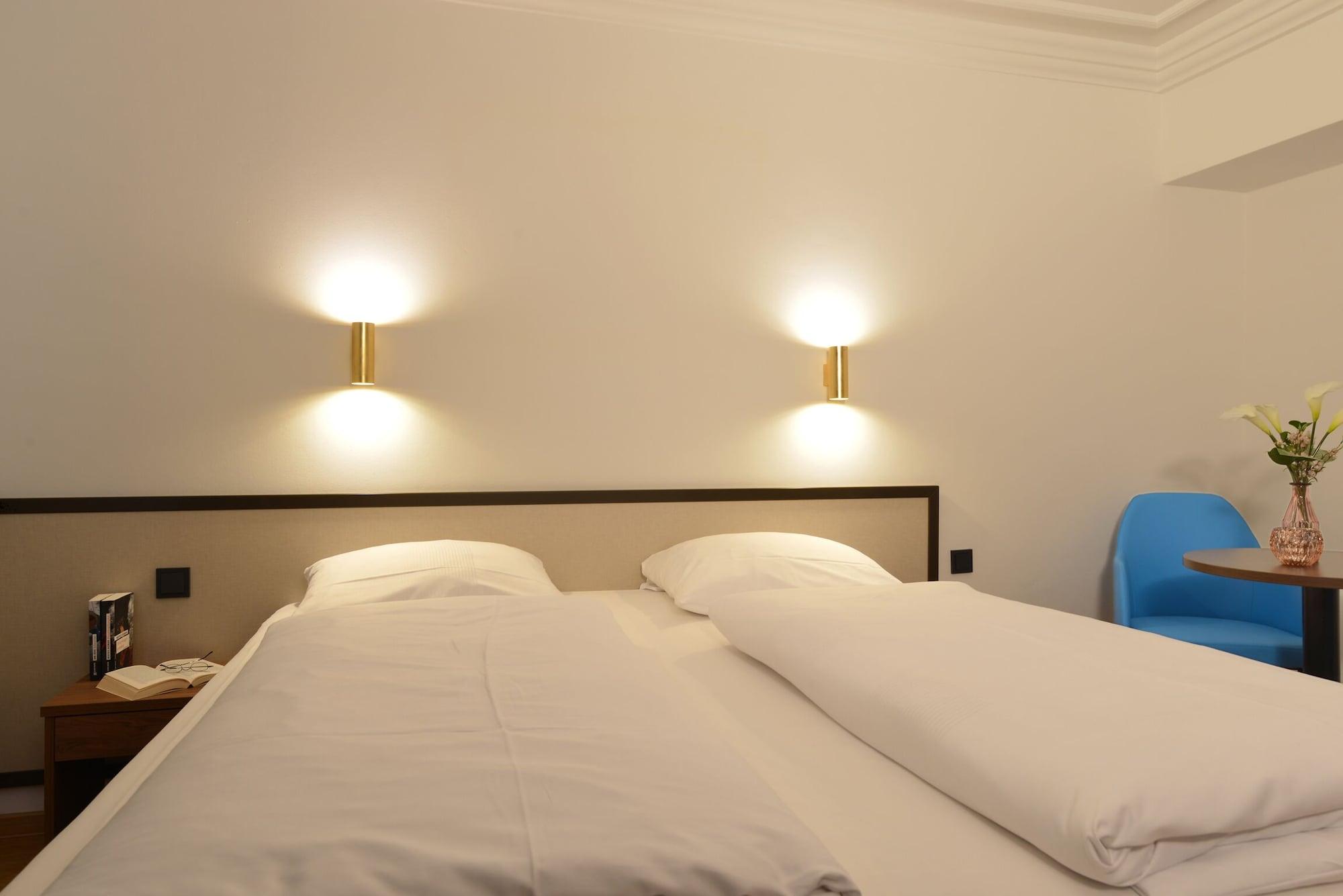 Hotel Aurbacher Hof Gmbh Мюнхен Екстериор снимка