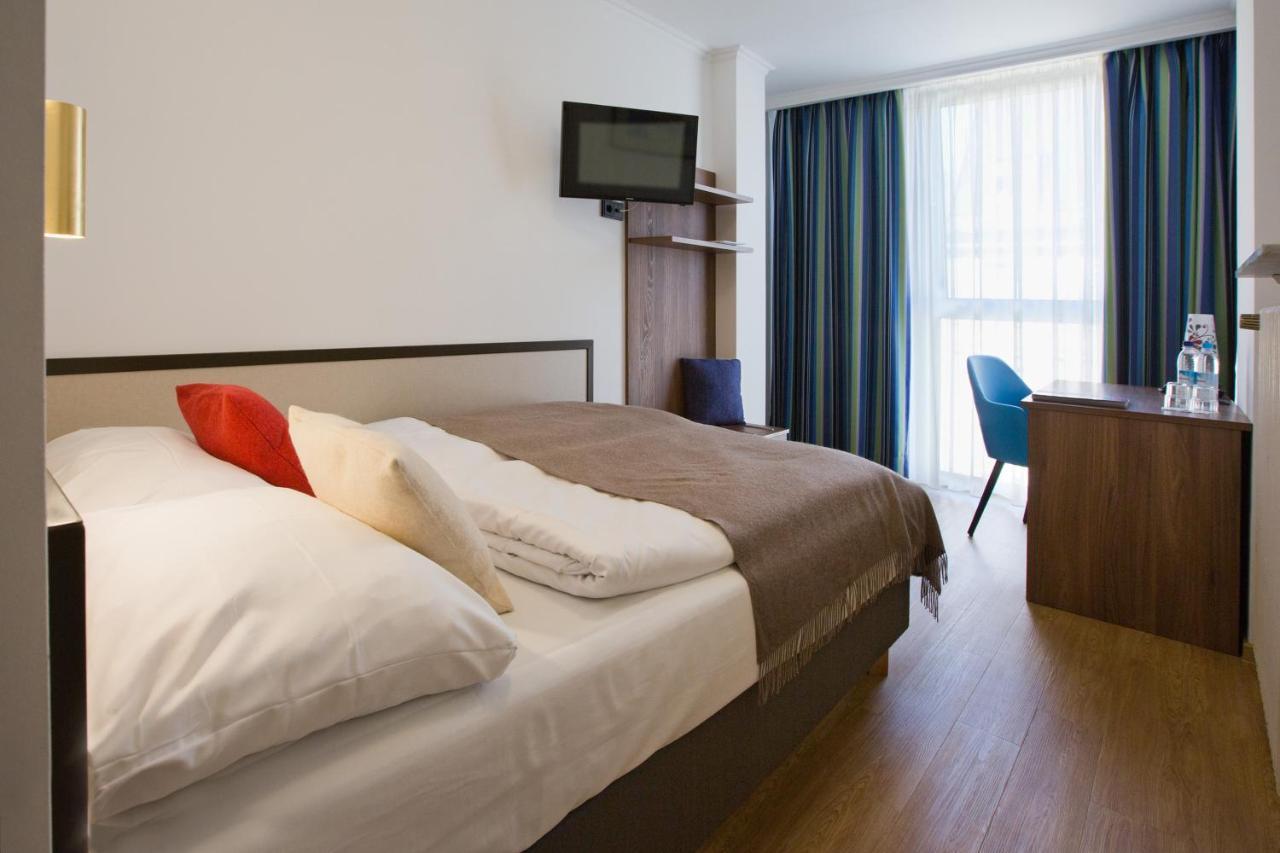 Hotel Aurbacher Hof Gmbh Мюнхен Екстериор снимка