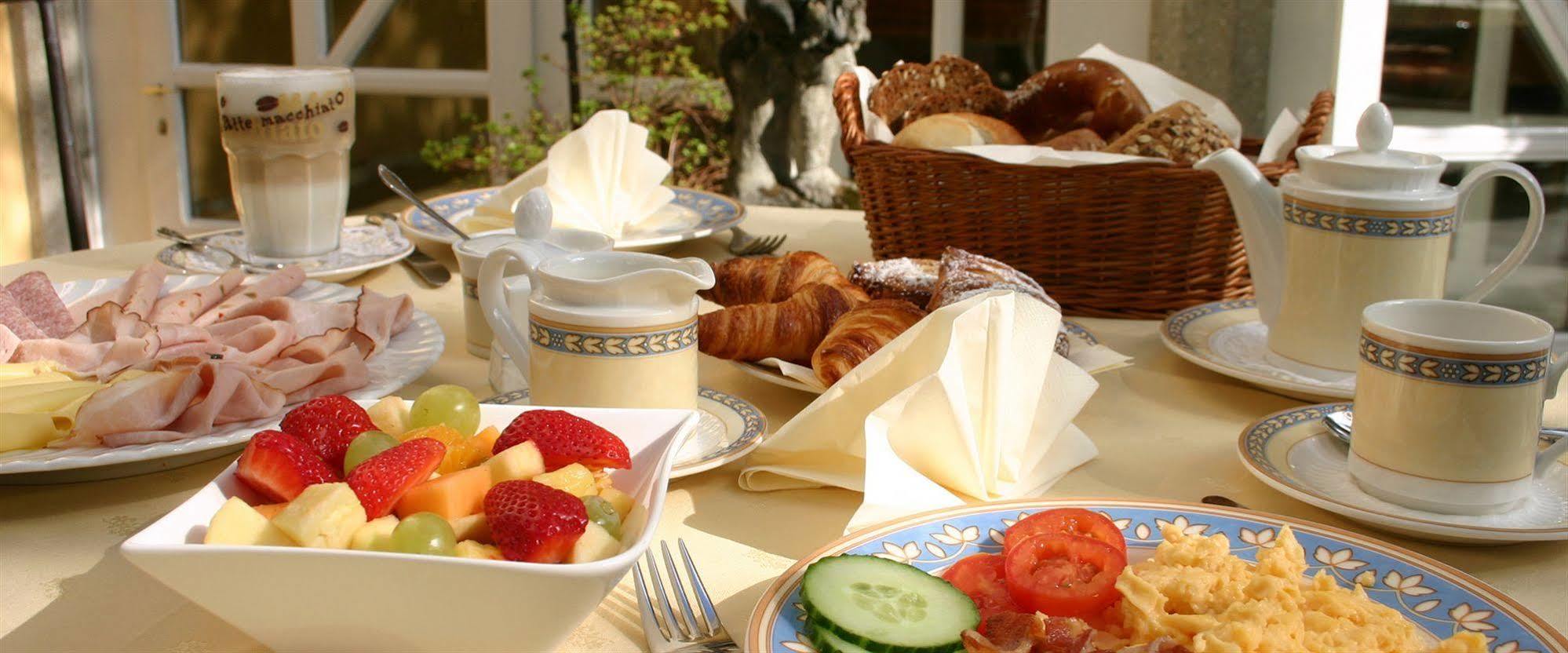 Hotel Aurbacher Hof Gmbh Мюнхен Екстериор снимка